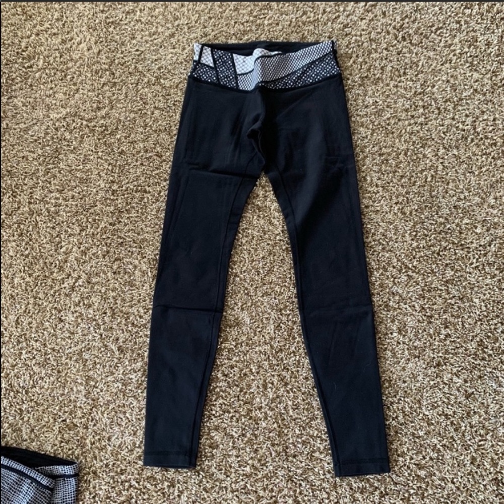 LULULEMON full length leggings size 8